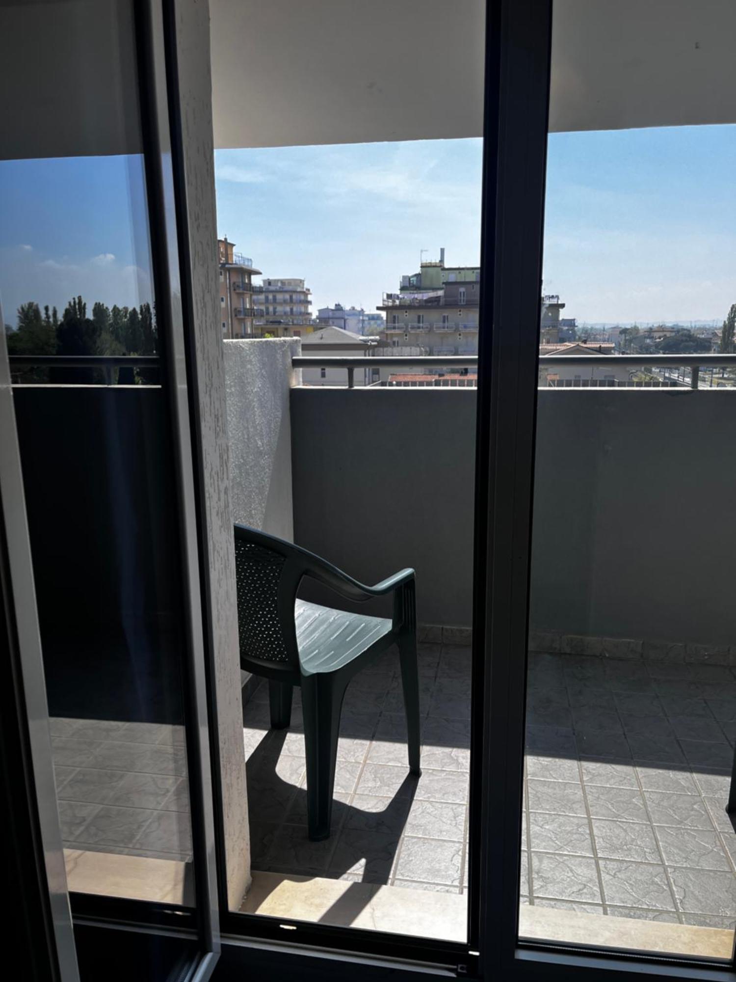 Hotel Morfeo - Young People Hotels (Adults Only) Rimini Buitenkant foto